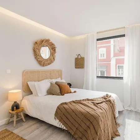 Casa Boma - Unique With Swimming Pool - Marvila I Apartment Lisbon
